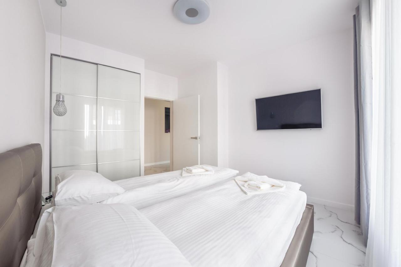 Luxury Long Island Suite Danzig Exterior foto