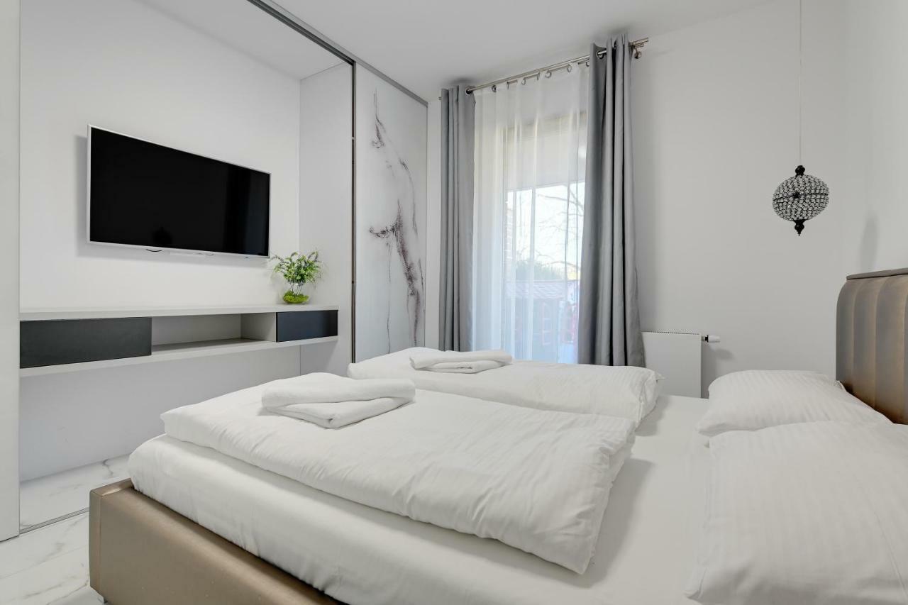 Luxury Long Island Suite Danzig Exterior foto
