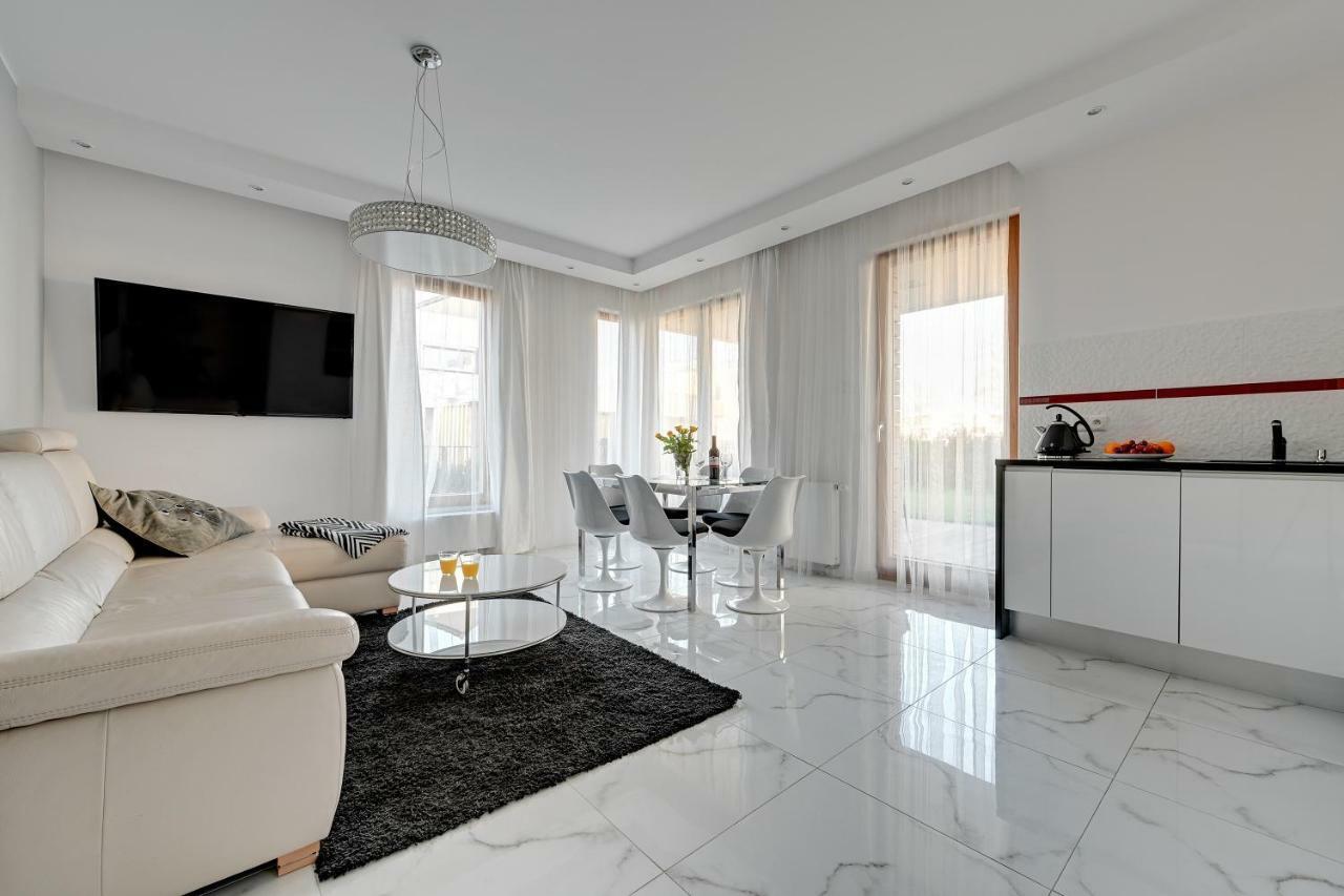 Luxury Long Island Suite Danzig Exterior foto