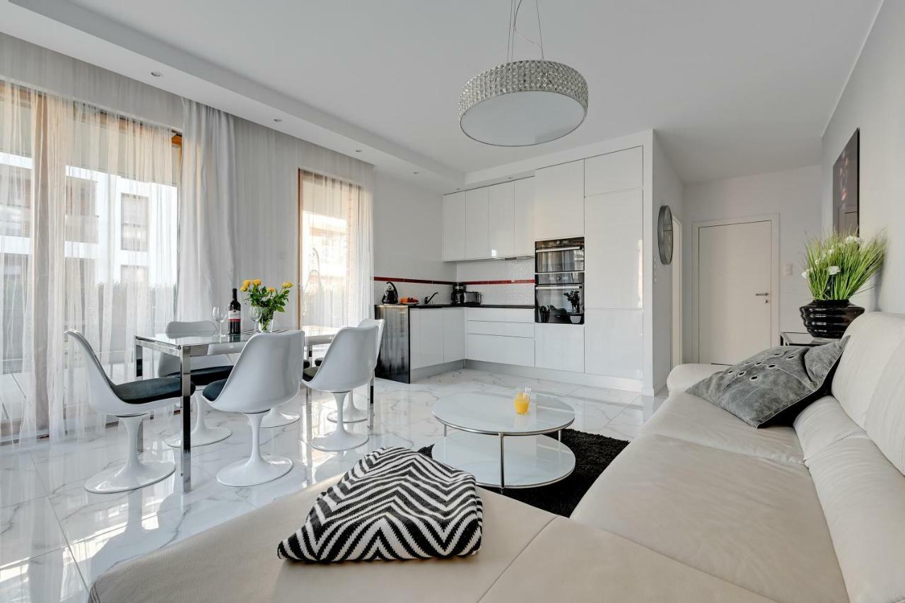 Luxury Long Island Suite Danzig Exterior foto