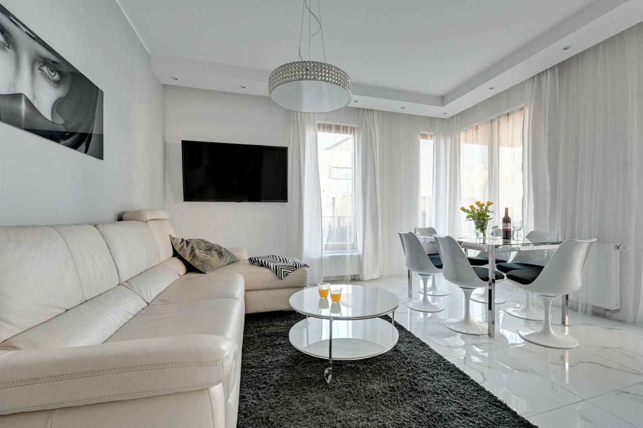 Luxury Long Island Suite Danzig Exterior foto